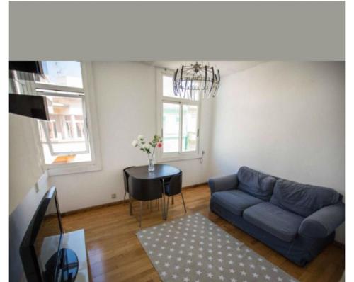  3 bedrooms appartement with jacuzzi and wifi at A Coruna 3 km away from the beach in A Coruña