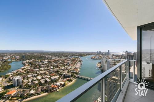 Circle on Cavill – River View 2 Bedroom Apartment