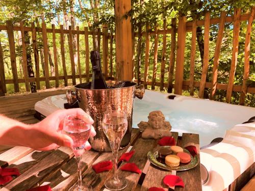 Cabane Perchée Spa Dordogne La Ferme de Sirguet