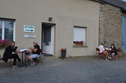 Vista exterior, Chambres d'Hotes Farcy "La P'tite Transhumance" in Pontorson