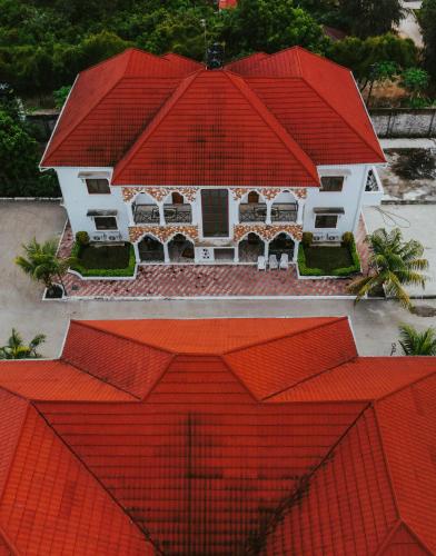 Sunny Palms Beach Bungalows