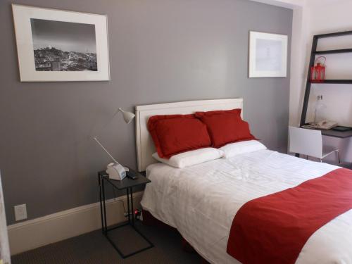 Grant Plaza Hotel Room Type - Double Room