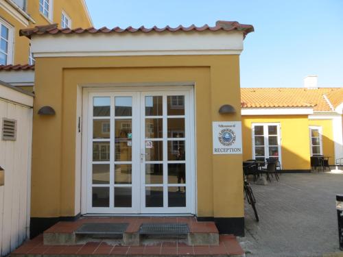 Entrance, Løkken Badehotel Apartments in Lokken