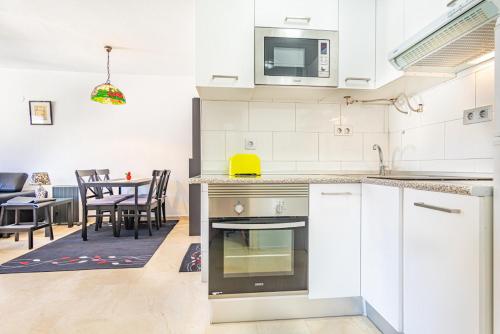  Appartement idéal pour chiller au soleil ! in Fuengirola