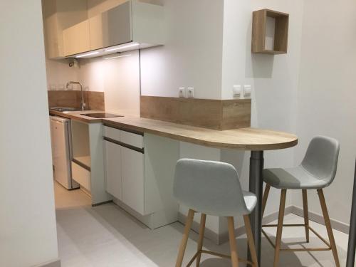 Premier logement near L'Aube de Figuerolles