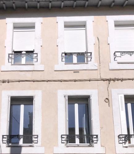 Premier logement near L'Aube de Figuerolles