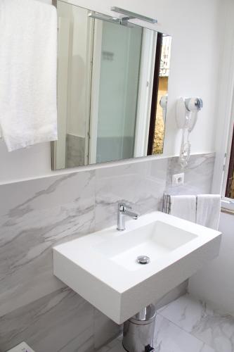 Home at Rome Vatican Suites