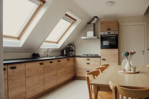 't Uilengat 6-8 persoons appartement in Retranchement