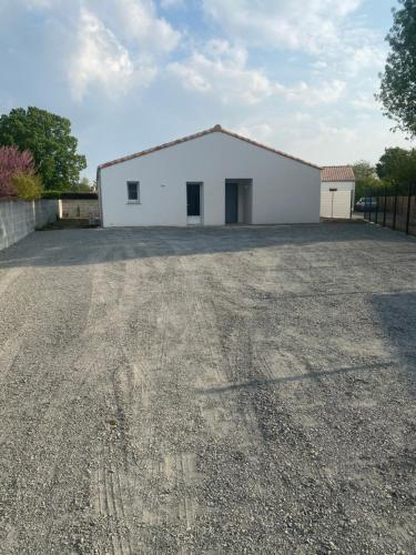 ทัศนียภาพภายนอกโรงแรม, Belle maison de 140m2, proche centre ville in ชาลอง