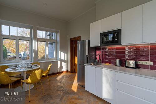 Dandelion Apartments Xixc Cottage With Free Parking - Riga