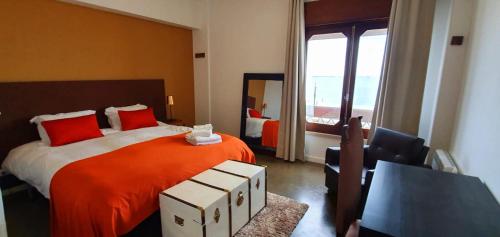 1 queen bed