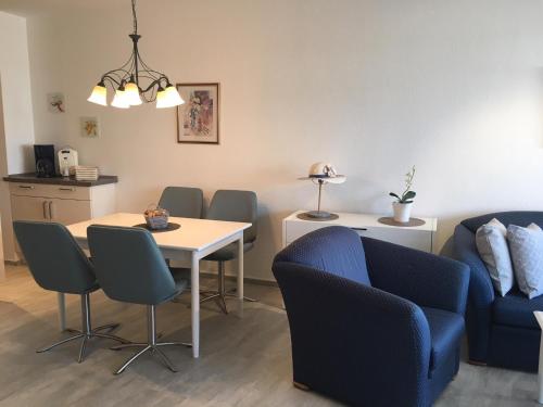 RES-410-Residenz-Teilseeblick 