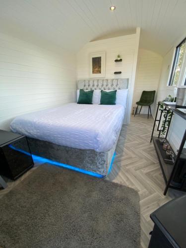 Little lake couk Little lake couk