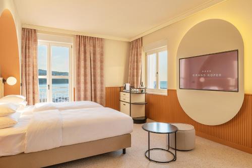 Superior Double or Twin Room with Sea View