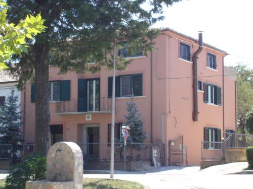 Exterior view, Villa San Giacomo in Scerni