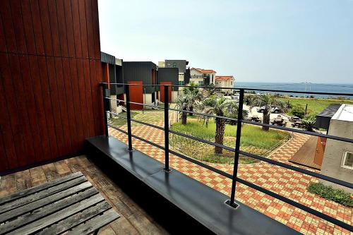 Balcony/terrace, J Raum Boutique Pension in Jeju