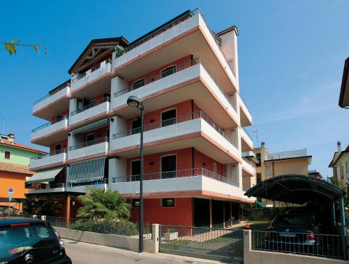  Maestrale Canova Apartments in Caorle