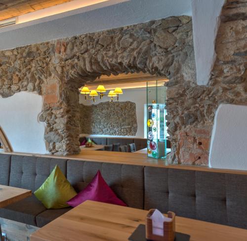 Restaurant, Der Siegeler B&B - this lifestylehotel rocks in Mayrhofen