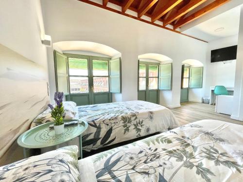 Twin Room with View