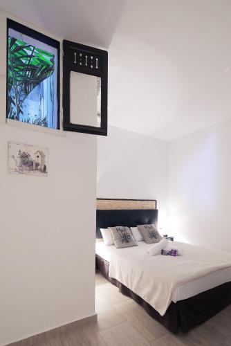 Hostal Balkonis - image 12