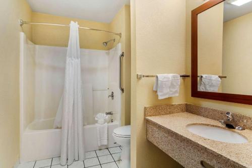 Comfort Inn & Suites Greeley