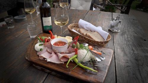 Urlaub für die Seele - Erholung Pur in der Natur - Ferienhaus mit Infrarotkabine & RELAX-Raum (Urlaub fur die Seele - Erholung Pur in der Natur - Ferienhaus mit Infrarotkabine & RELAX-Raum) in Добрна