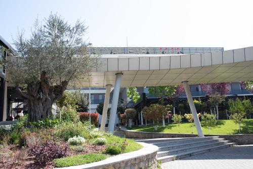 Royal East Resort - image 11
