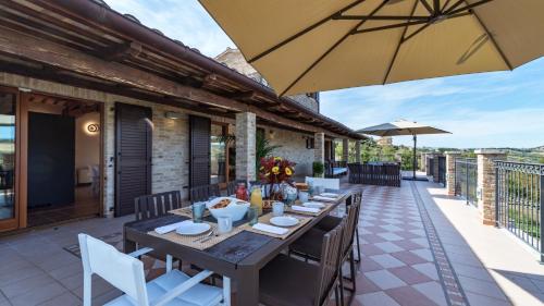  Borgo Da Monte 8, Emma Villas in Monteprandone