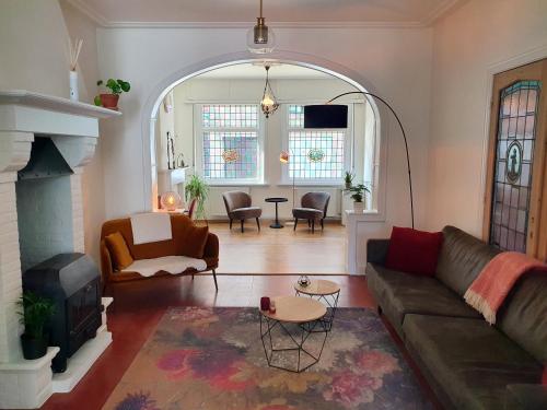 Trendy, authentieke woning met groot terras en tuin, Brügge (Foto 3)