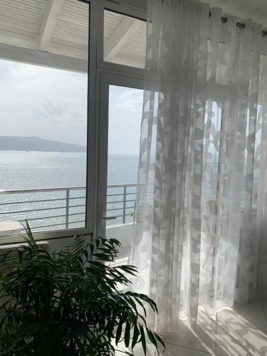 Sea La Vie Apartment
