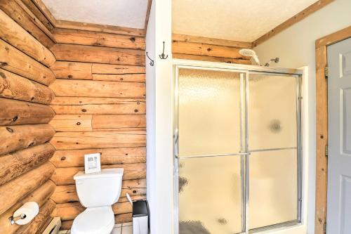 Secluded Gaylord Cabin with Deck and Gas Grill! - image 7