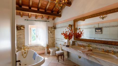 Fürdőszoba, Villa Agave 8, Emma Villas in Monteciccardo