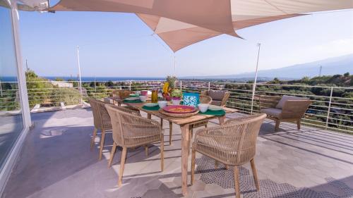 VILLA AURA 6, Emma Villas - Accommodation - Giardini Naxos