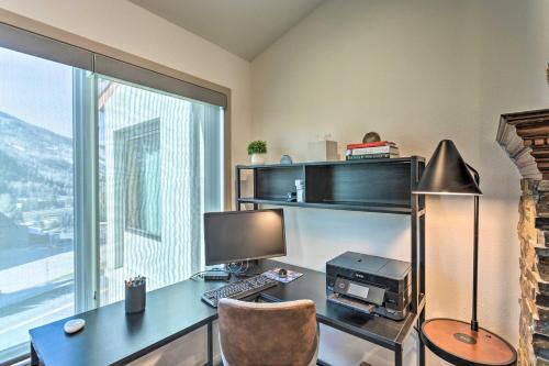 Cozy Condo Less Than 2 Mi to Vail Village and Ski Resort! in Vail, USA