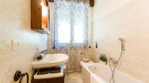 Bathroom, Villa Pina 8&2 in Sulbiate