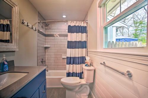 Cape Cod Retreat with Deck - 2 Mi to Beaches! - image 8