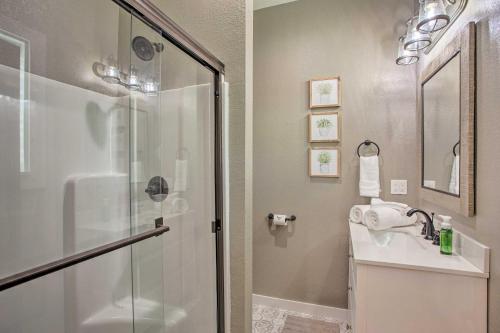 The Copper Roost - Large Lake Texoma Escape - image 11