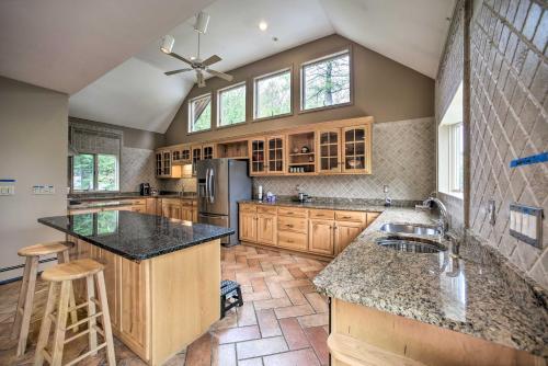 Lake George Mtn Retreat BBQ Deck Fire Pit! - image 6