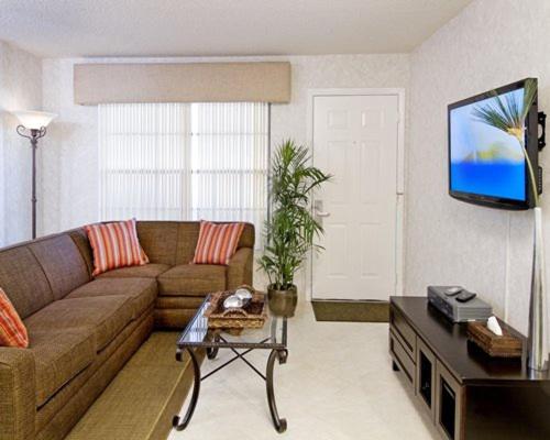 Spacious and Private Villa Resort in Kissimmee - Two Bedroom Unit#1 - image 6