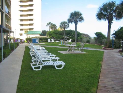 Spacious Beachfront Suite in Myrtle Beach - One Bedroom Suite #1 - image 8