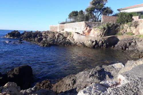 Apt with POOL 10 min from the BEACH - image 9
