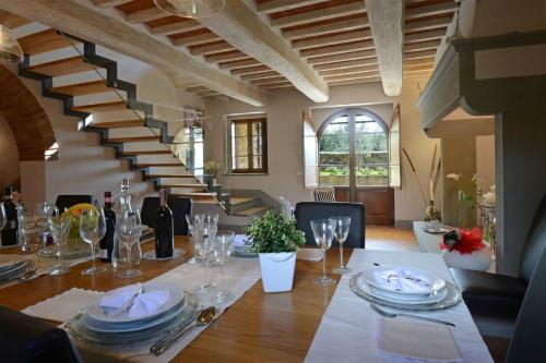 Létesítmények, Torre La Ripa 8, Emma Villas in Adatti