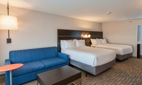 Holiday Inn Express & Suites Dodge City