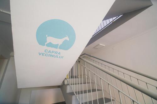 Capra Vecinului Capra Vecinului