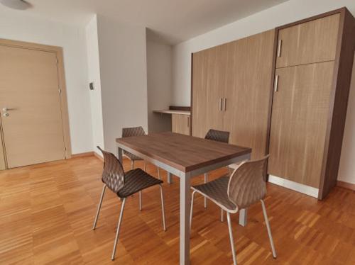 Apartment with Balcony