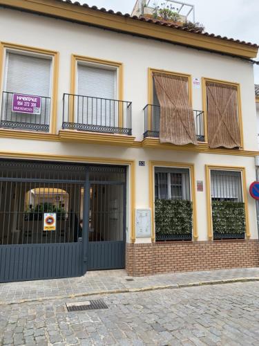 Duplex, terraza, 10 min coche centro Sevilla