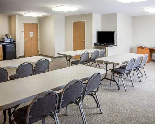 Sleep Inn & Suites Davenport - Quad Cities Sleep Inn & Suites Davenport - Quad Cities