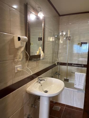 Boulevard Palace Hotel - image 4