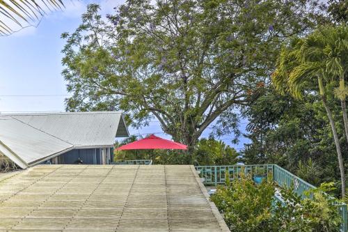 Kona Cottage w/Lanai & Ocean Views on Coffee Farm! - image 2