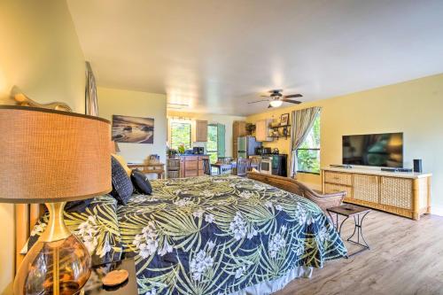 Kona Cottage w/Lanai & Ocean Views on Coffee Farm! - image 3